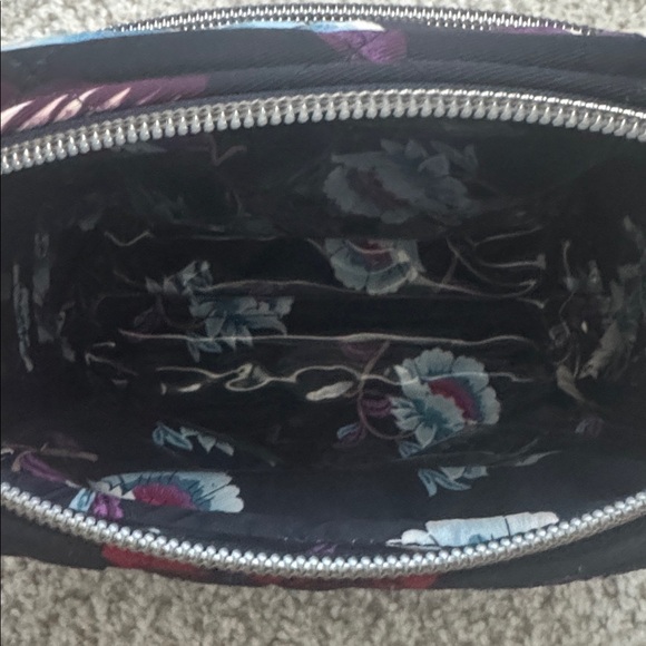 Vera Bradley Navy Flower Medium Cosmetic Bag. - Picture 6 of 6